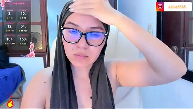 MatchedEyebrow online show from 09.26.25