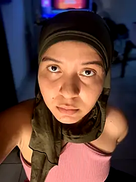 MatchedEyebrow online show from 12.15.25