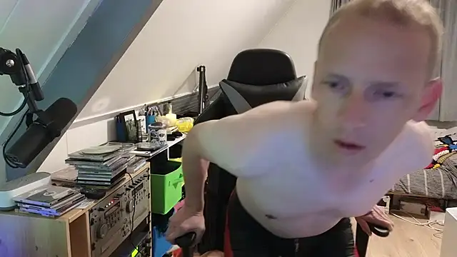 sexmenlion online show from 10.05.25