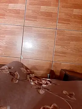 Snapshot of feet_toes chatting on 10.14.25 feet toes online show from 10.14.25