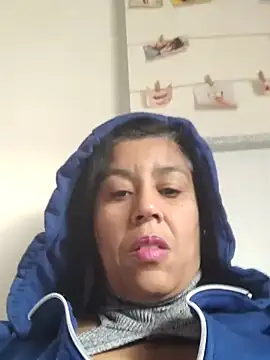 Snapshot of Molly_newman6 chatting on 01.16.25 Molly newman6 online show from 01.16.25