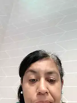 Molly newman6 online show from 10.14.25