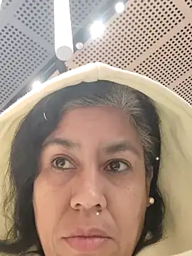 Molly newman6 online show from 12.16.25