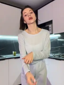 Camilla Railian online show from 12.22.24