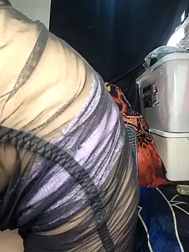  Shimmerlyn  online show from 03.06.26