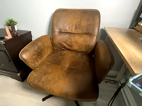 linalooove online show from 09.29.25