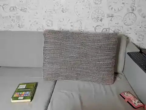 Snapshot of LondonBadGirl chatting on 01.19.25 LondonBadGirl online show from 01.19.25