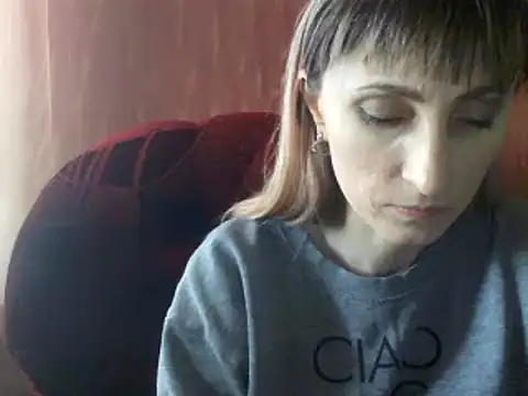 Snapshot of Biddy_Alana chatting on 03.06.25 Biddy Alana online show from 03.06.25