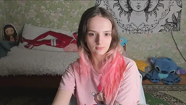 Cutie Adelia online show from 04.12.26