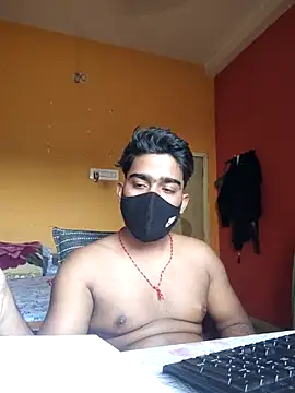 Snapshot of Love_birdss chatting on 03.18.25 Love birdss online show from 03.18.25