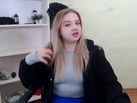 CrazyGloria online show from 02.07.25