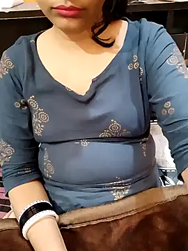 Diya 143 online show from 02.08.25