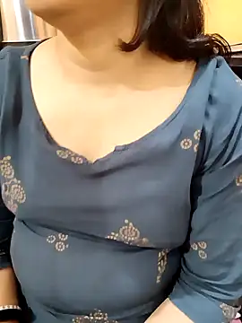 Diya 143 online show from 02.08.25