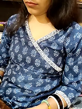 Diya 143 online show from 02.13.25