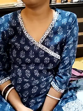 Diya 143 online show from 02.14.25