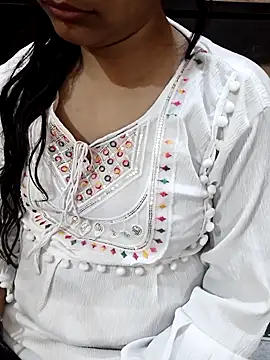 Diya 143 online show from 02.16.25