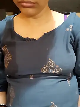 Diya 143 online show from 02.21.25