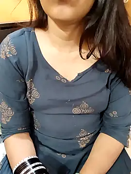Diya 143 online show from 03.17.25