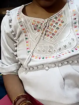 Diya 143 online show from 09.28.25