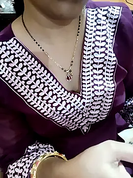 Diya 143 online show from 10.23.25