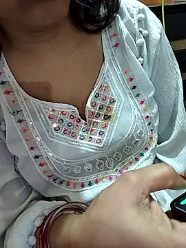 Diya 143 online show from 02.20.26