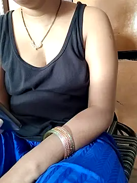 Snapshot of Diya_143 chatting on 07.06.26 Diya 143 online show from 07.06.26