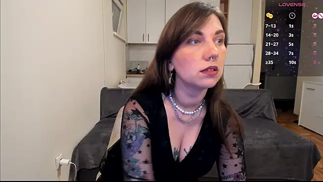 StacyTigerr online show from 03.10.25