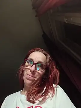 Dettybitch40 online show from 03.17.26