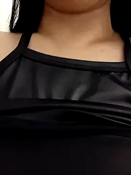 Snapshot of Arisha34 chatting on 11.08.25 Arisha34 online show from 11.08.25