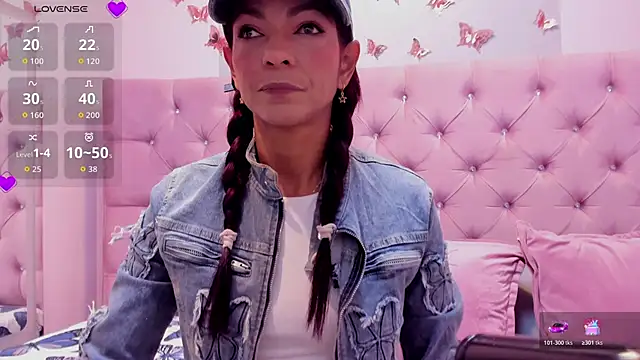 HannaPetit online show from 04.03.26