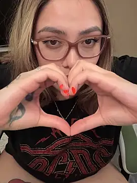 nativepumpkin95 online show from 12.31.24