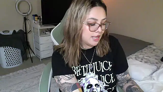 nativepumpkin95 online show from 01.10.25