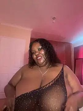 Snapshot of Michyboldy chatting on 04.13.26 Michyboldy online show from 04.13.26