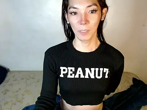 Snapshot of perly_169 chatting on 12.22.24 perly 169 online show from 12.22.24