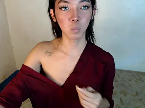 Snapshot of perly_169 chatting on 03.22.25 perly 169 online show from 03.22.25