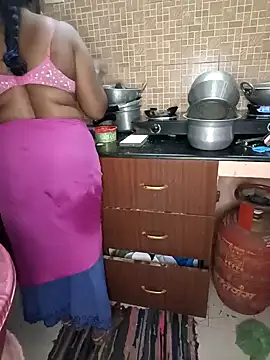 Tamil-hotwife online show from 01.24.25