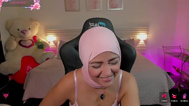 Snapshot of New_Arab_Kingdom chatting on 10.04.25 New Arab Kingdom online show from 10.04.25