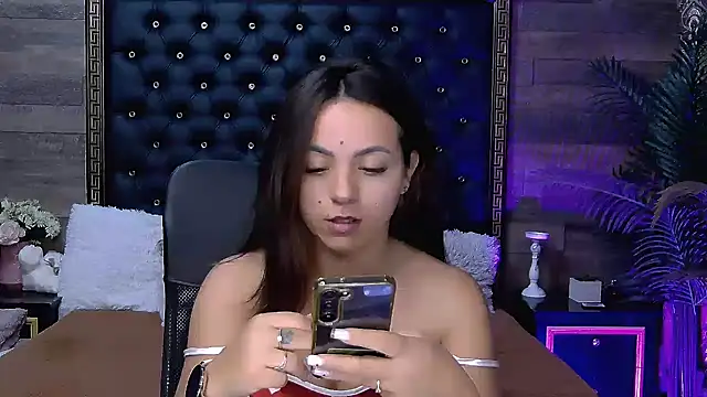 PlayfulElla online show from 10.28.25