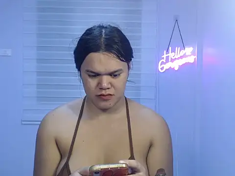 Miss Ivanawolf online show from 01.28.25