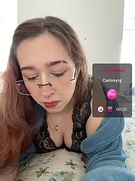 Snapshot of tsuki_chan_on chatting on 06.21.26 tsuki chan on online show from 06.21.26