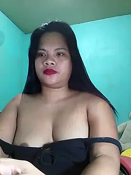 Snapshot of lexilicious_69 chatting on 10.11.25 lexilicious 69 online show from 10.11.25