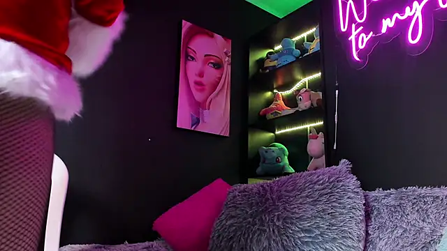 Emilyjhonson 01 online show from 12.28.24