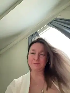 Vivian MayXxX online show from 02.15.25