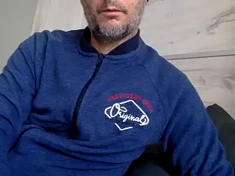 curioushetero online show from 12.05.24