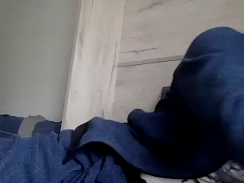 curioushetero online show from 12.13.24