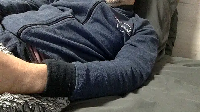 curioushetero online show from 02.10.25