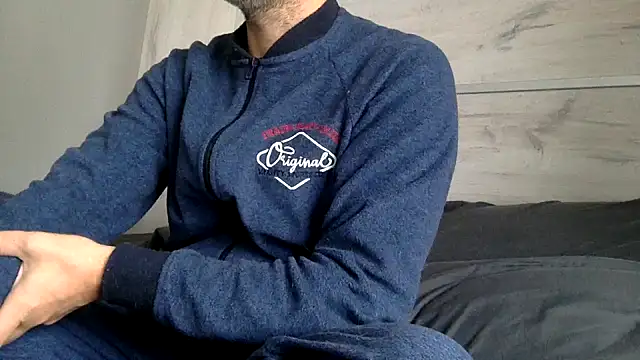 curioushetero online show from 02.11.25