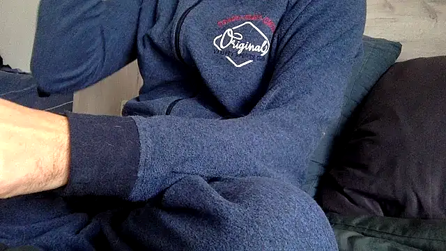 curioushetero online show from 02.24.25