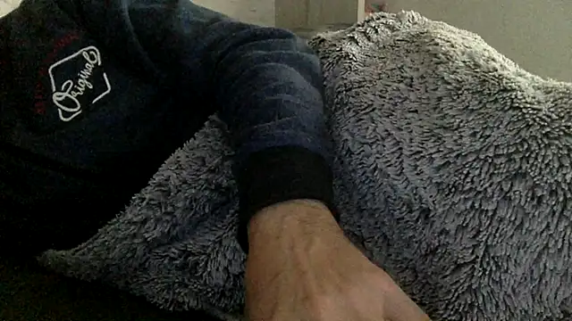 curioushetero online show from 03.10.25
