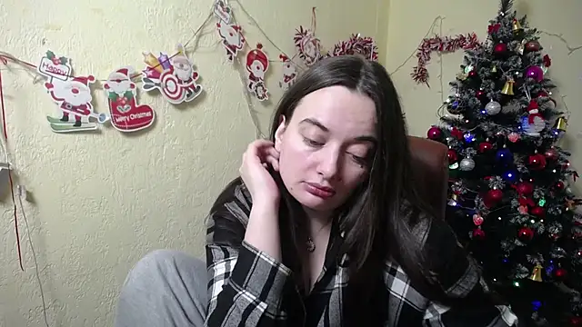 Snapshot of MilanaPrice chatting on 12.12.24 MilanaPrice online show from 12.12.24